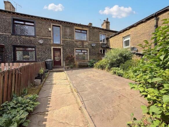 3 bed Terraced for sale Image 5