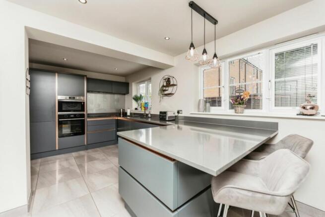 Kitchen/family Room