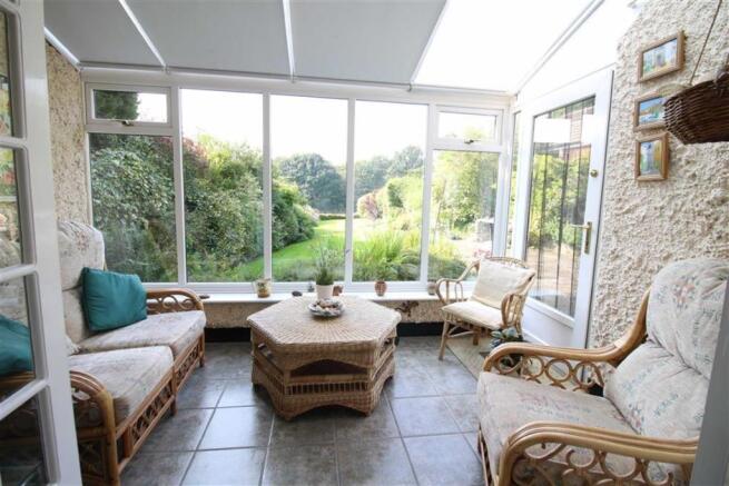 GARDEN ROOM