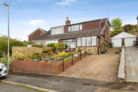 Claytons Close, Springhead, Oldham, Lancashire, OL4