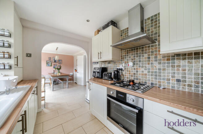 d3badda2-878b-474...