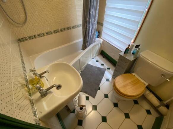 Photo 10
