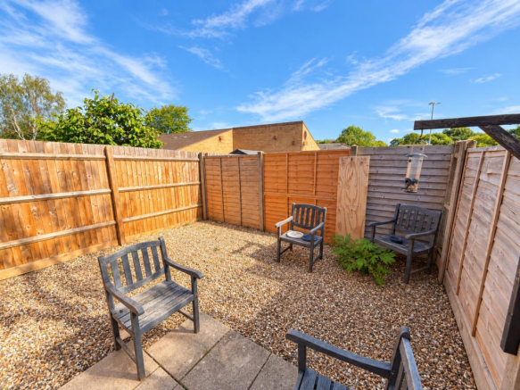 Chedworth Close, Ecton Brook, Northampton NN3 photo 4