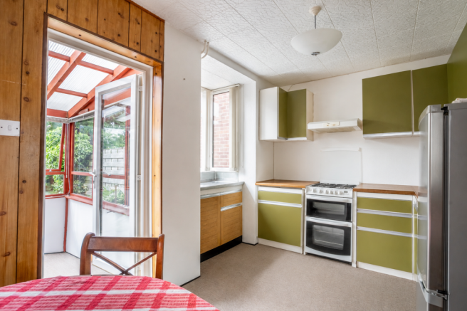 2 bed Semi-Detached for sale Image 9