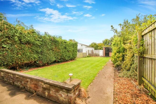,garden.jpg