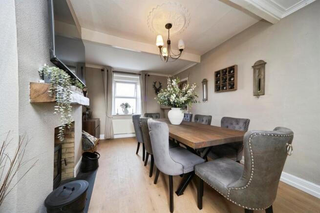 3 bed Terraced for sale Image 7