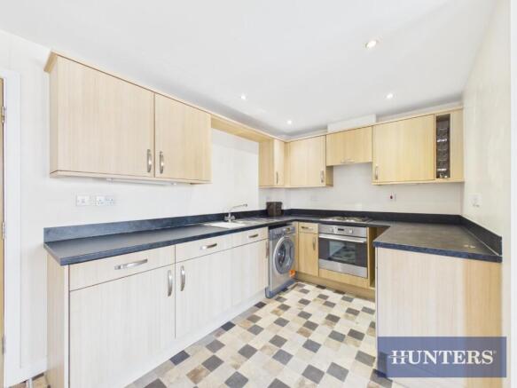 2 bed Apartment for sale Image 4