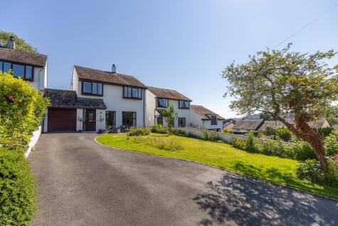 12 Fairfield, Bowness On Windermere, Cumbria, LA23 3AL