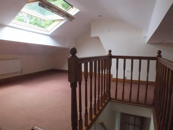 LOFT ROOM