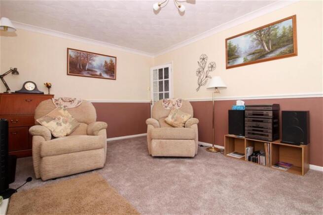 Lounge (2nd Pic)