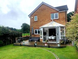 25, Cameron Grove, Bradford BD2 3DG