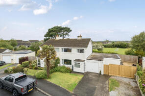 14, Bosmeor Park, Redruth TR15 3JN