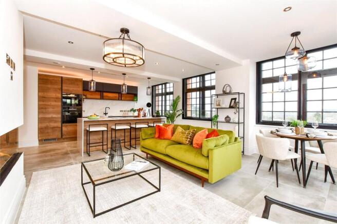 Show Home Living/Din