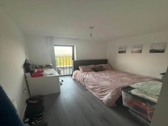 1 bed Flat to rent Image 11
