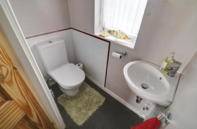 1st floor toilet