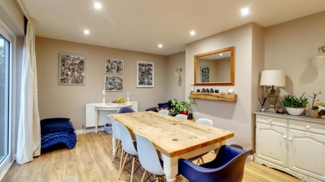 7. Dining Room 2