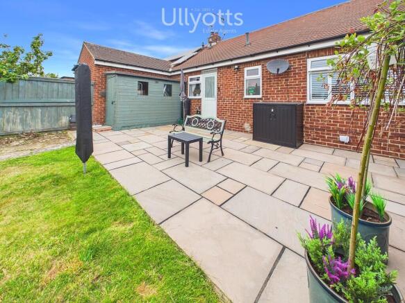 2 bed Semi-Detached Bungalow for sale Image 11