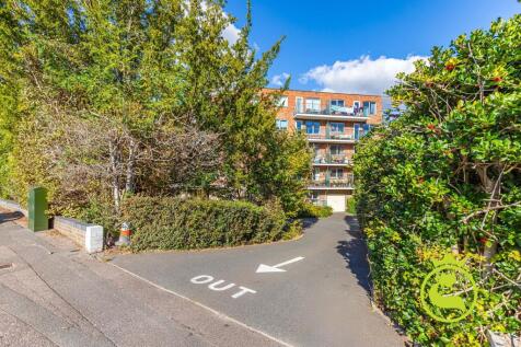 Surrey Road, Westbourne, BH4