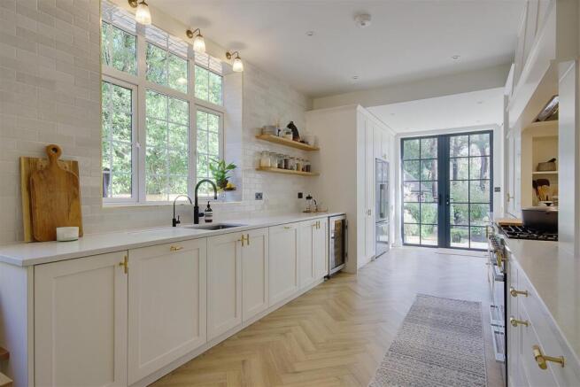 32 Kitchen-Diner D.jpg