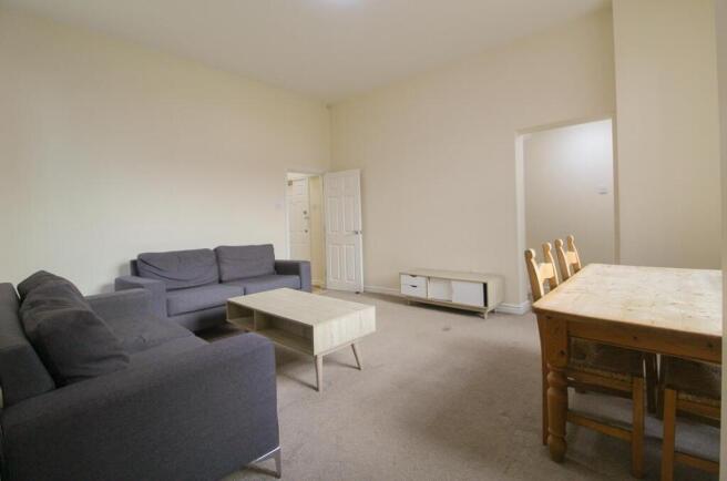 Lounge 4