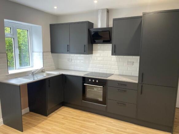 1 bed Flat to rent Image 6