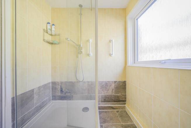 Main shower room