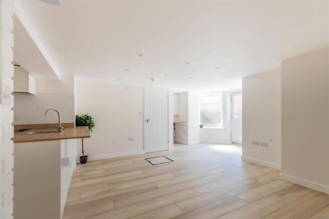 170 Basement (9 of 12).jpg