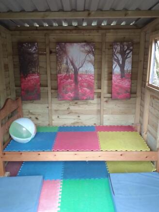 Summerhouse inter...