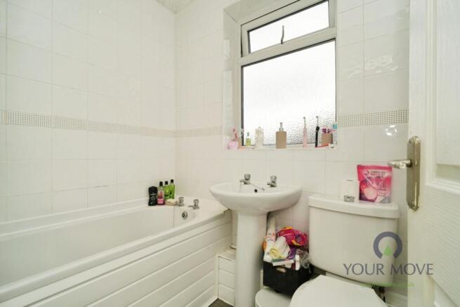 3 bed Terraced for sale Image 8