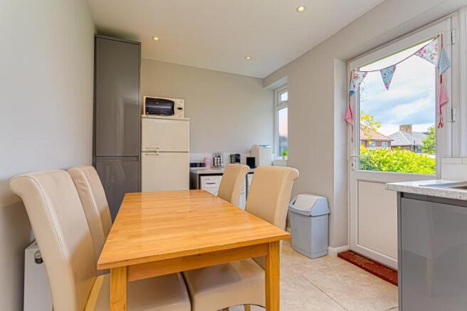 Dining/Kitchen