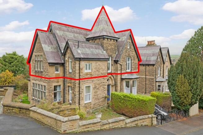 4 bed Maisonette for sale Image 11