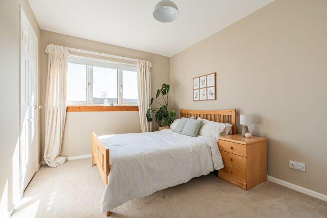 7 Howden Hall Loan, Edinburgh, EH16 6UY photo 4