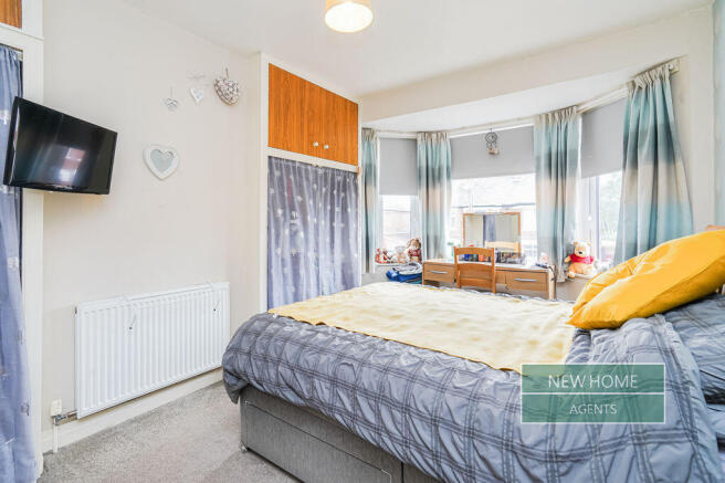 3 bed Semi-Detached for sale Image 12