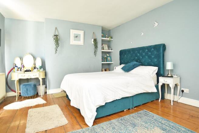 3 bed Town House for sale Image 10