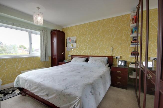 3 bed Semi-Detached for sale Image 12