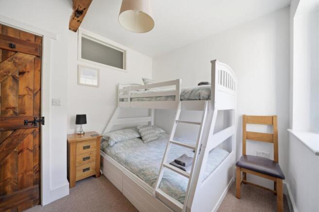 6 bed Terraced for sale Image 10