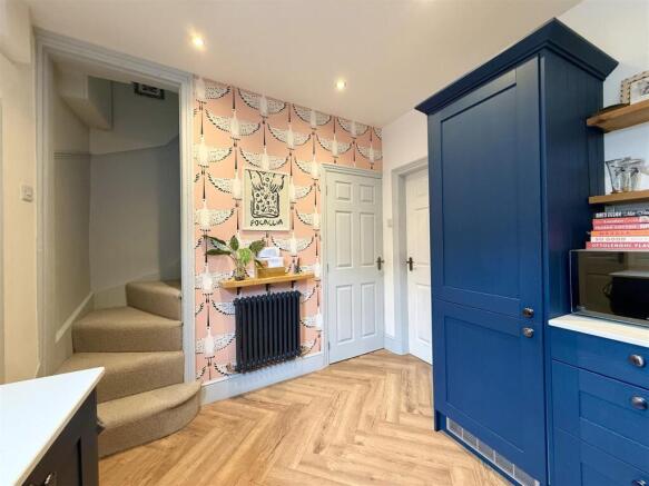 2 bed Terraced for sale Image 9