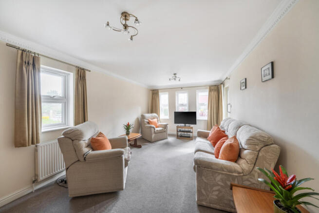 1434422-12-69c184...