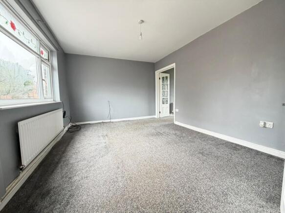 3 bed Semi-Detached for sale Image 4