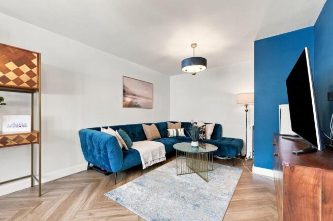4 bed Detached for sale Image 12