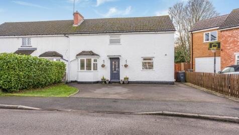 Grange Avenue, Four Oaks, B75
