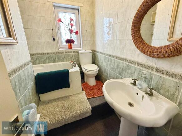 2 bed Terraced for sale Image 7