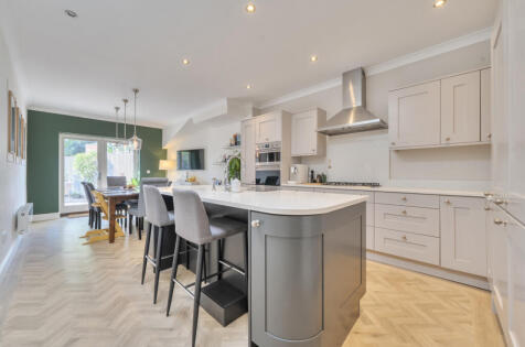 Lower Brook Street, Winchester, Hampshire, SO23