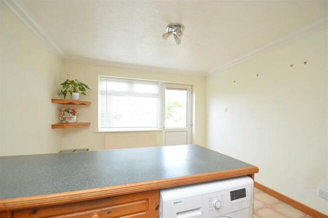 Kitchen4.jpg