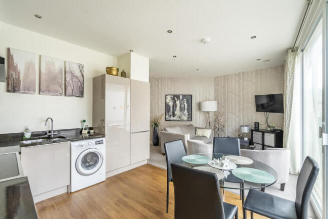 1 bed Apartment for sale Image 5
