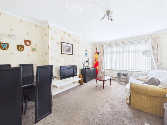 2 bed Semi-Detached Bungalow for sale Image 4