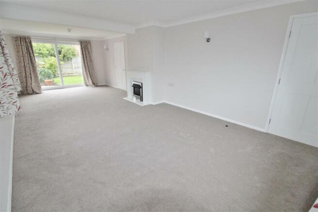 SITTING ROOM -