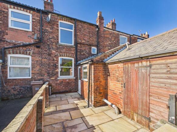 2 bed Terraced for sale Image 10