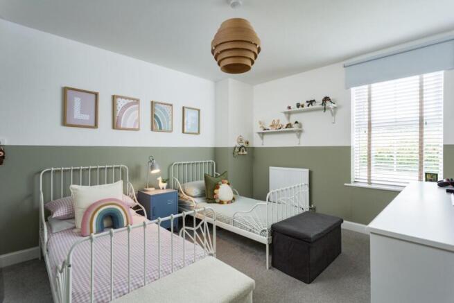 4 bed Detached for sale Image 12