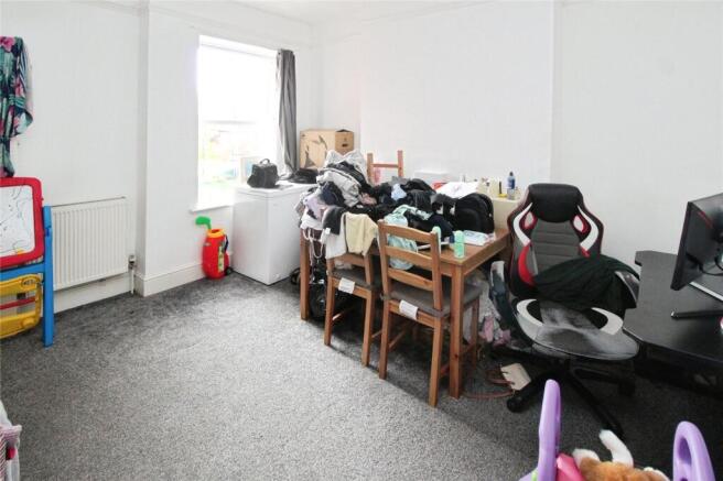 Peel Road, Wolverton, Milton Keynes photo 4